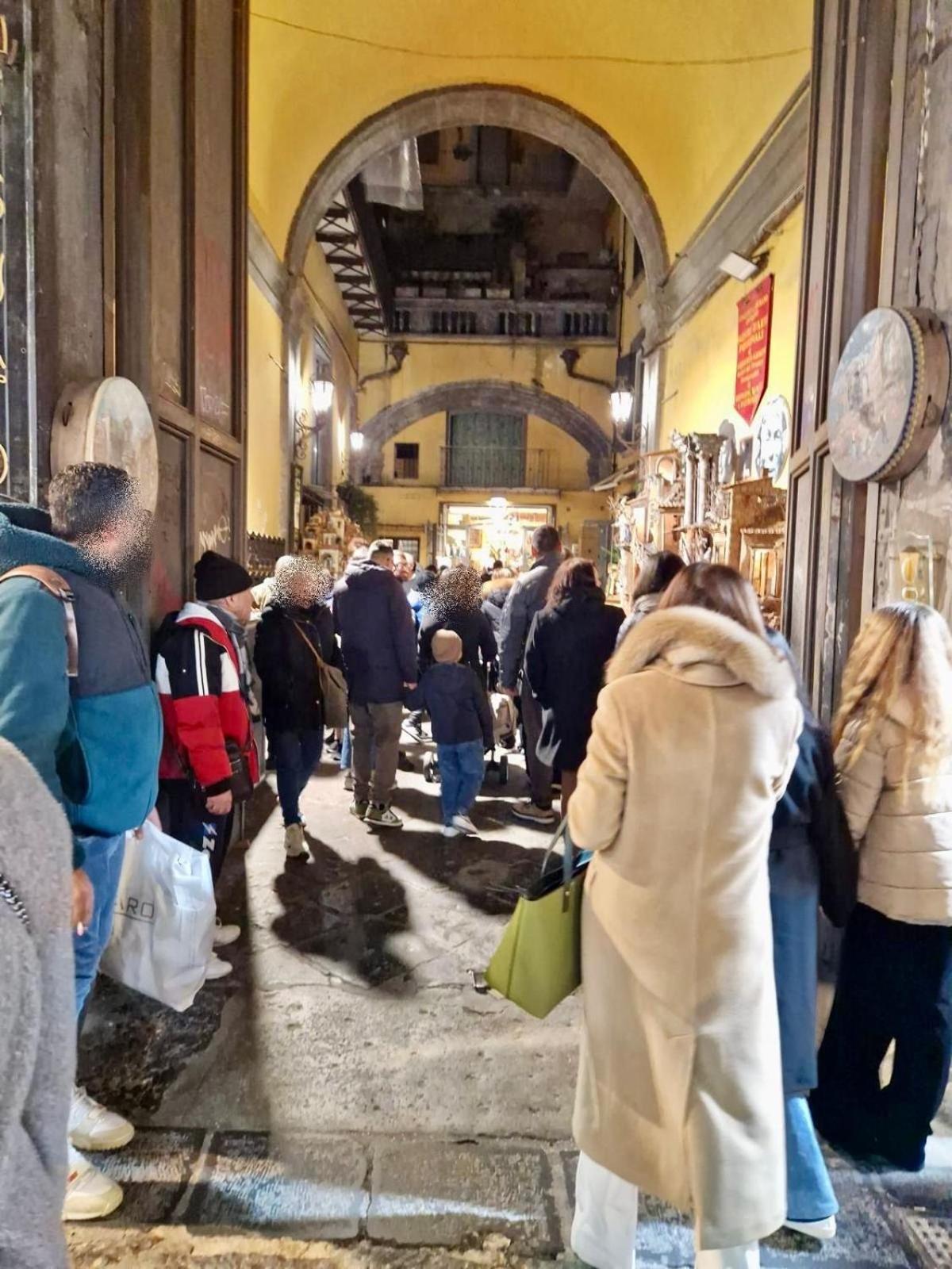 Ferienwohnung La Dimora Nei Presepi In San Gregorio Neapel Exterior foto